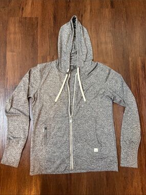 Vuori Halo Performance Hoodie zipped jacket women’s sz S small gray like NEW